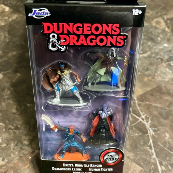 4 Set of Dungeons & Dragons Die Cast Figures New In Box - Picture 3 of 7